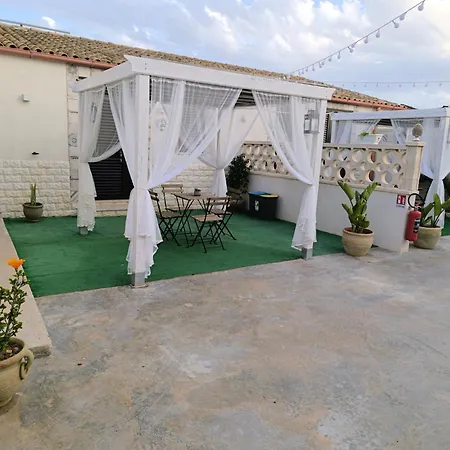 Casuzze I Mori Museum Apartment Marzamemi