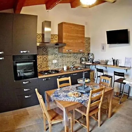 Casuzze I Mori Museum Apartment